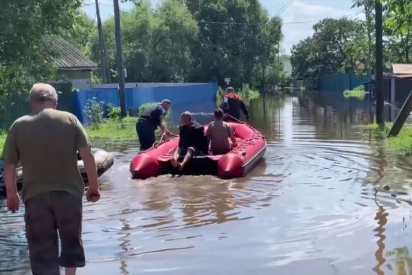 ТАСС: в Приморье подтопило почти тысячу участков